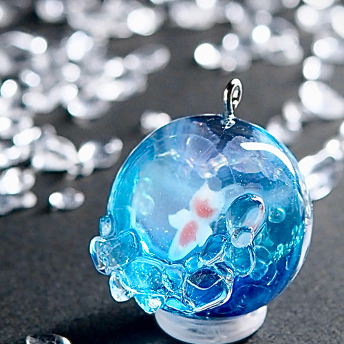 ハンドメイド】193.宇宙玉チャーム 25mm サンプル価格！ クリオネの