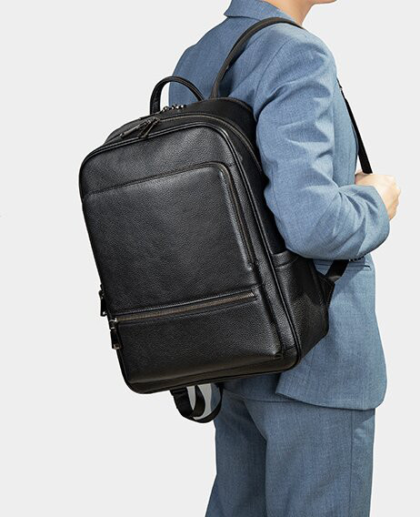 •撥水処理を施した天然牛革•通勤ビジネスバッグ •ラップトップバッグ• 多機能な牛革のリュック•送料無料