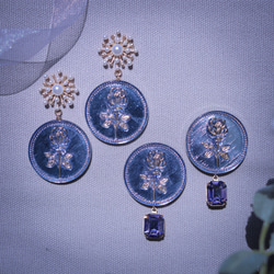 「 Amulet -  pearl -」イヤリング/ピアス *チェコガラスボタン・ 薔薇・バラ・パール・花・大ぶり* 6枚目の画像