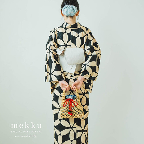 青い花柄浴衣と和装用バッグ 2WAY】編みバッグと巾着の浴衣BAG/ブルー 青/花柄 和柄/かご