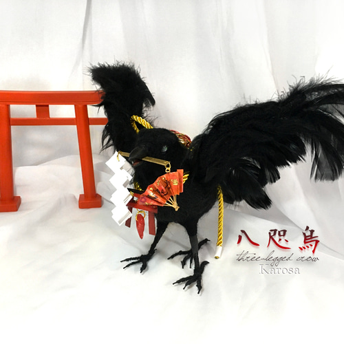 八咫烏 鴉 カラス 鳥 黒鳥 幻獣 羊毛フェルト アートドール 羊毛 八咫烏 鴉 カラス 鳥 黒鳥 幻獣 羊毛フェルト アートドール 羊毛
