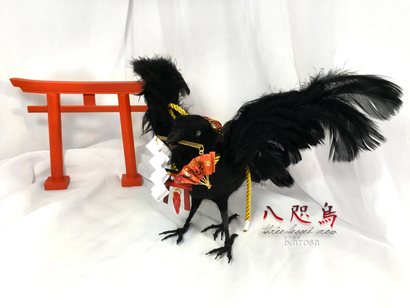 八咫烏　鴉　カラス　鳥　黒鳥　幻獣　羊毛フェルト　アートドール 羊毛フェルト 猫 リアル オーダーメイド 展示作品 オーダー I1934437785(14820円)