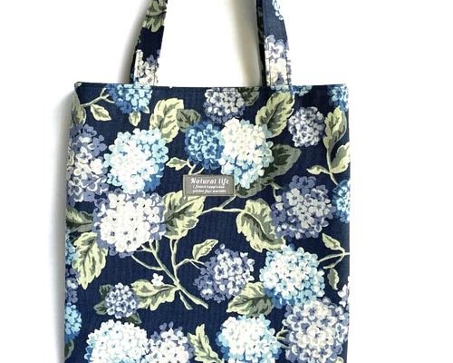 受注製作 》 紫陽花 ＊ A4トートバッグ／フラット.トート ＊ cotton