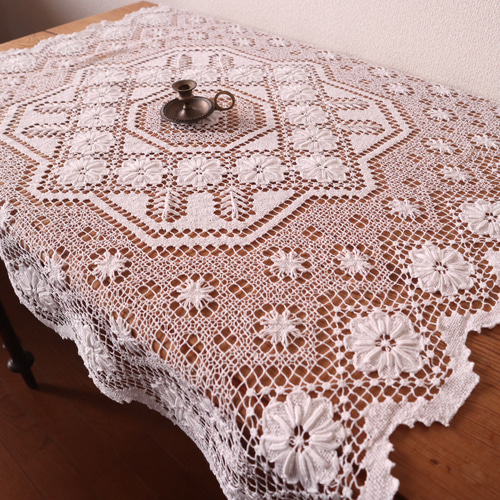 フランスの手仕事/細やかな手編み タスカニーレース テーブルクロス
