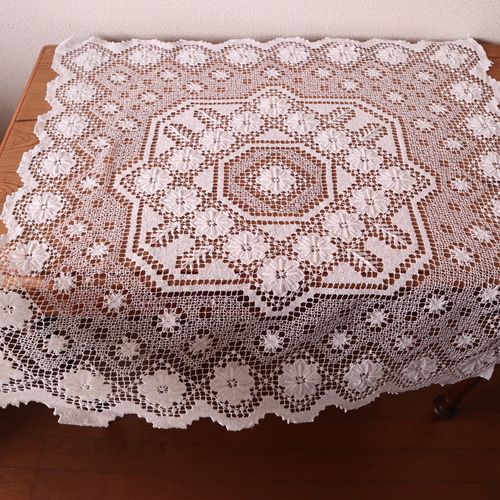 高級ハンドカットレース テーブルクロス／輸出仕様・手仕事の逸品 高級ハンドカットレース テーブルクロス／輸出仕様・手仕事の逸品