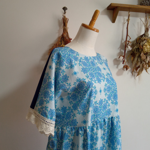 Savoir 花柄ワンピース 青系　新品未使用♡ にじみ花柄配色ワンピース