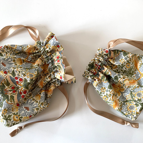 ハンドメイド 半袖ワンピース✴︎モリスアネモネ×キナリ