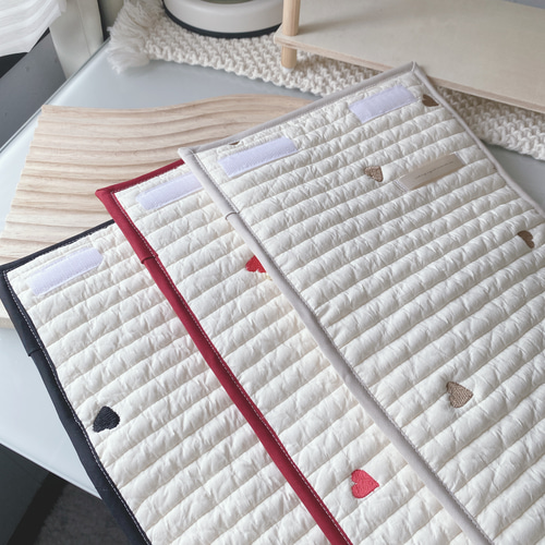 soldヌビキルトマルチケース soldヌビキルトマルチケース