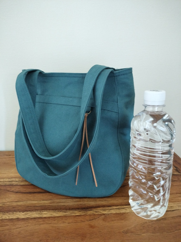 Sサイズトート（ターコイズブルー） まんまるトートキャンバス生地 ラインがキレイシリーズ　 3枚目の画像