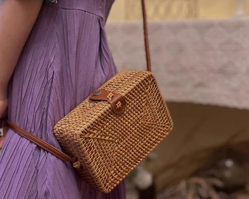 手作りラタンバッグ】丸型・角型 2タイプ｜ナチュラル素材の編みかご