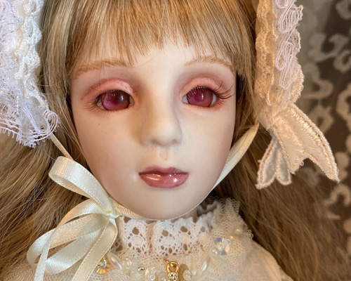 創作ビスクドール人形 白地花柄のロングドレスの女の子 その他人形