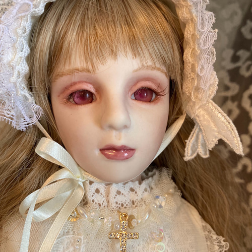 創作ビスクドール人形 白地花柄のロングドレスの女の子 その他