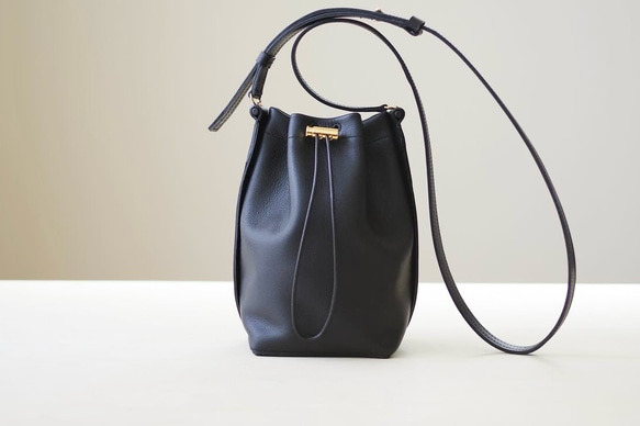 ミニ巾着ショルダーバッグ（ブラック）  FK1417137169(10920円)