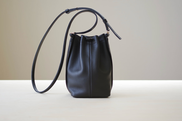 ミニ巾着ショルダーバッグ（ブラック）  FK1417137169(10920円)