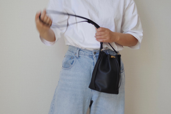 ミニ巾着ショルダーバッグ（ブラック）  FK1417137169(10920円)