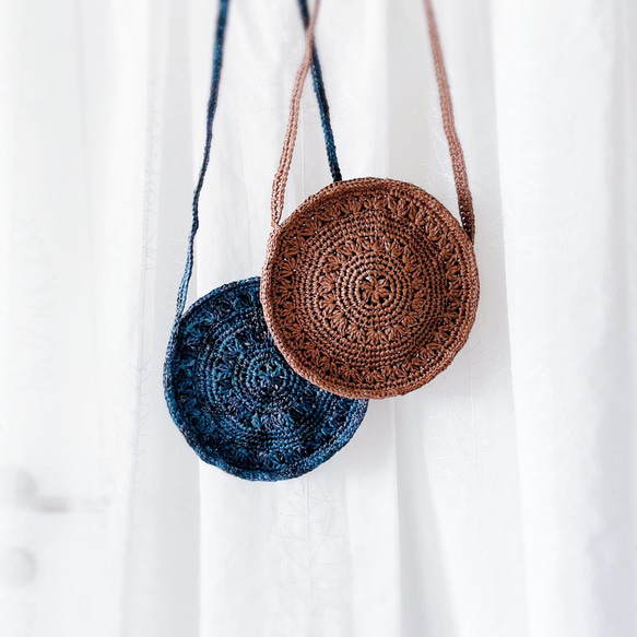 手編みのmaruかごバッグ（mixネイビー） 1枚目の画像