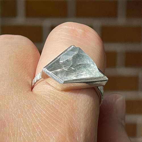 未使用品 碌山 天然カイヤナイト シルバー リング - メルカリ