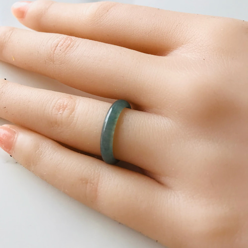 R15-003］ ジェイド JADE ヒスイ 本翡翠 くりぬき リング 天然石