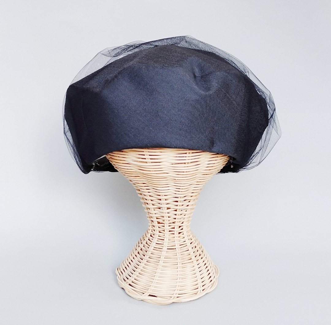 華やかふんわりチュールレースベレー帽　チャコールグレー　帽子　オーダーメイド　日差し避け　プレゼント　イベントにも好評