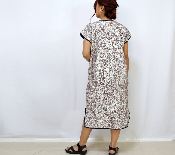 手仕事が美しい刺し子刺繍ワンピース、チェンマイ、ヤオ族、オールシーズン 