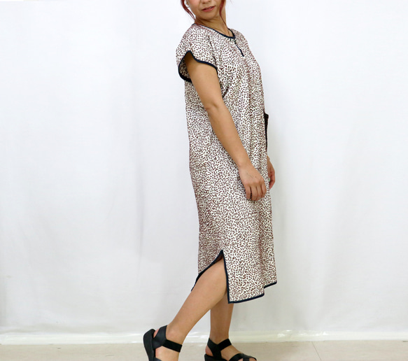 手仕事が美しい刺し子刺繍ワンピース、チェンマイ、ヤオ族、オールシーズン 