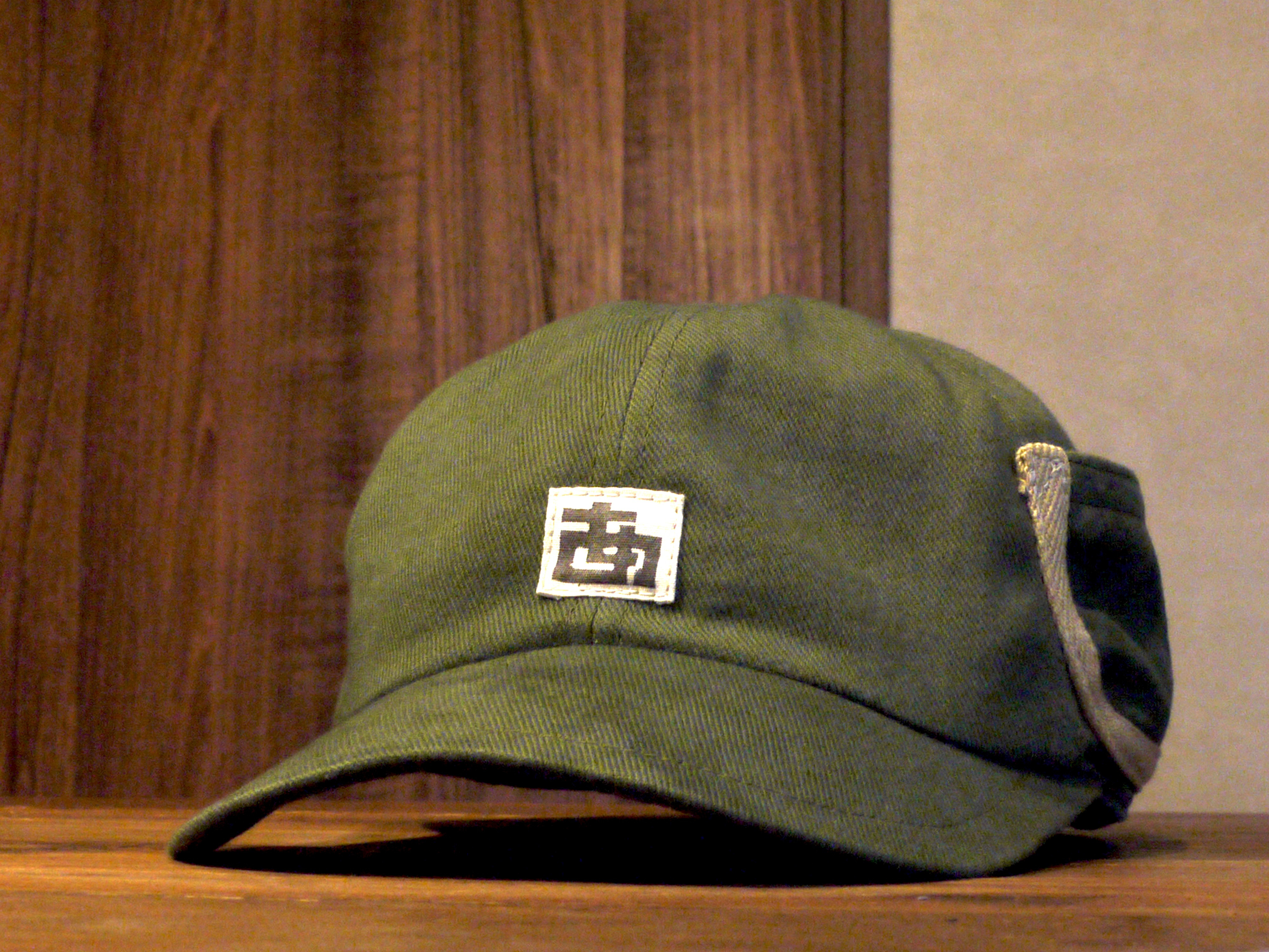 手染めのロングノーズキャップ(オリーブ)