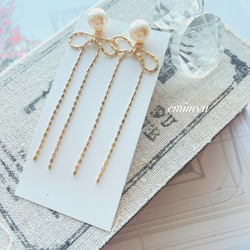 Gold Ribbon Chain&Pearl Pierce 2枚目の画像