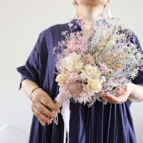 ピンクのスワッグ ウェディングブーケ ドライフラワーブーケ 誕生日