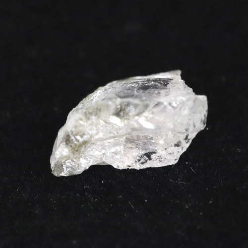 ロシア産 フェナカイト 原石 0.28g #76794 天然石 榎本通商 通販