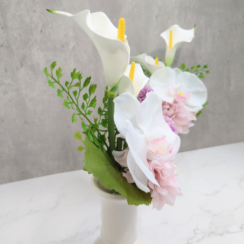 胡蝶蘭とカラーの仏花1対 レトロピンク【アーティシャルフラワー