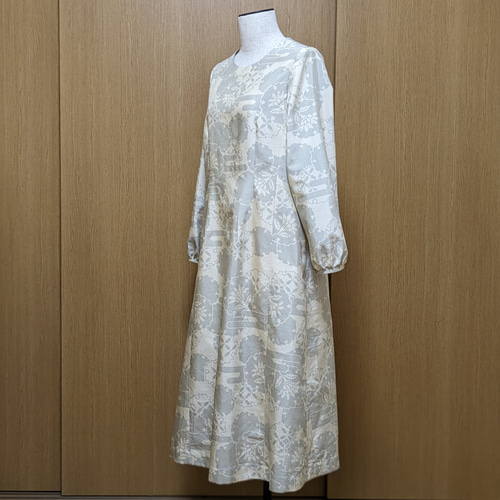 SOLD 着物リメイク ワンピース 白大島 M〜L ワンピース さらあお 通販