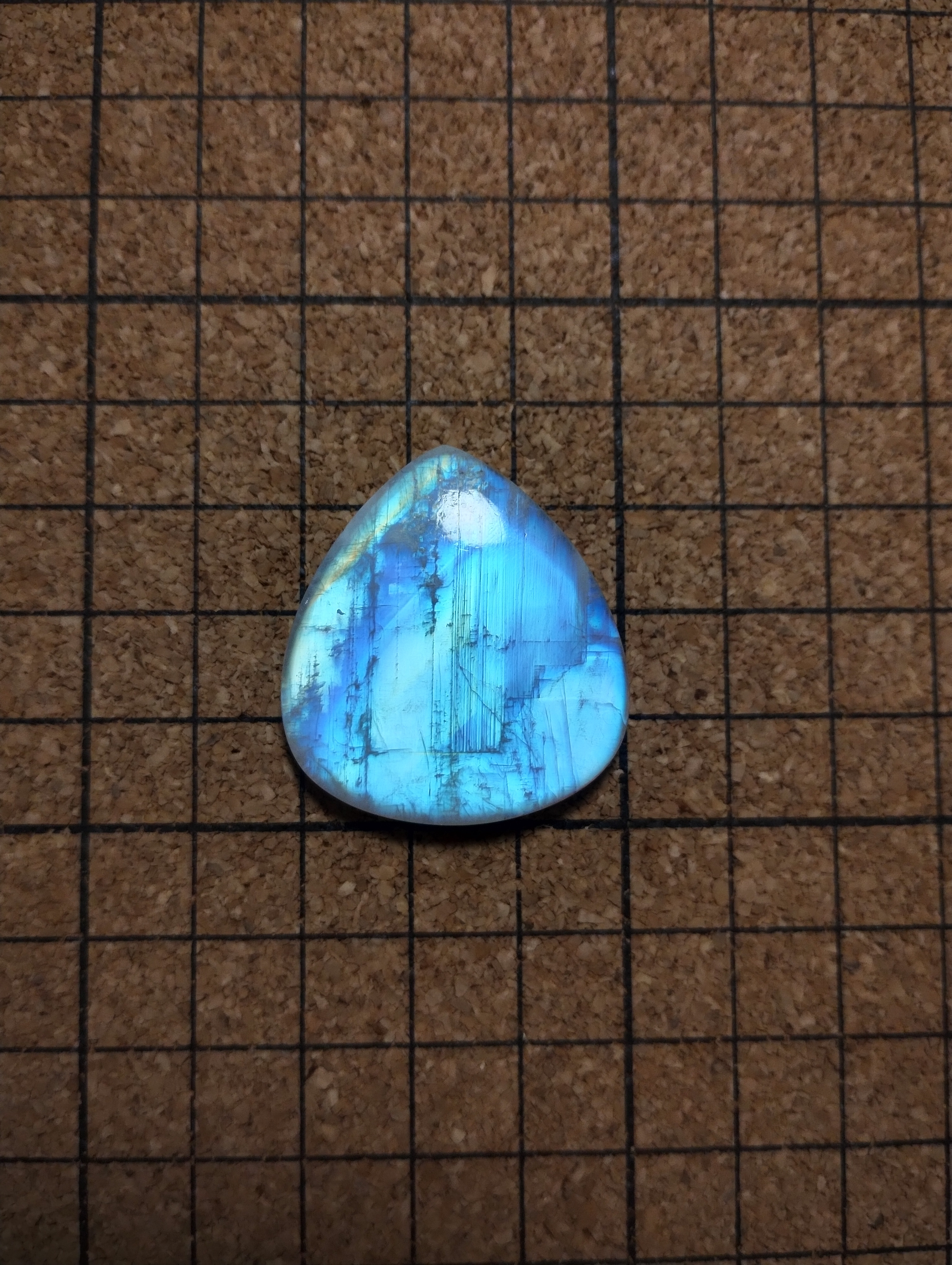 レインボームーンストーン　極上　特大