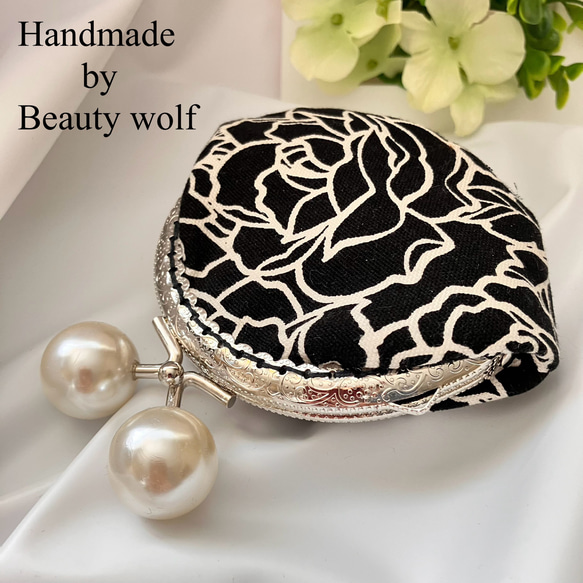 エレガント❤︎ 大きなバラ柄 手のひらサイズの がま口 ポーチ がま口  