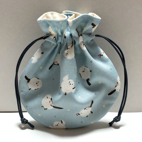 送料無料)特売！再販 丸い巾着ポーチ＊シマエナガ ライトブルー