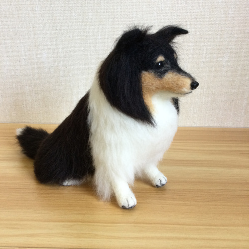 羊毛フェルト 犬 シェルティ トライカラー 羊毛フェルト masapan