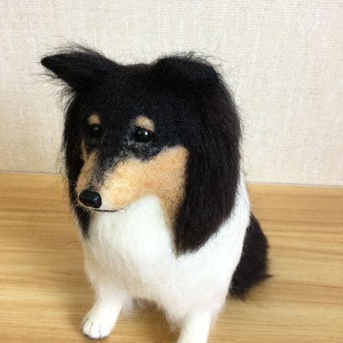 羊毛フェルト 犬 シェルティ トライカラー 羊毛フェルト masapan