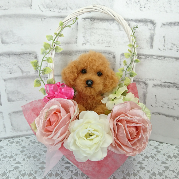 羊毛フェルト トイプードル ☆ 花かごアレンジメント 羊毛フェルト
