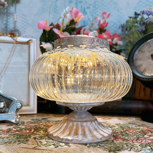 エレガントなスタンドランプ アンティークなLEDランプ