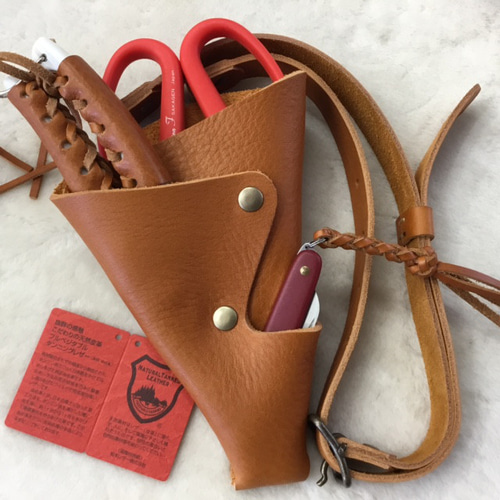 展開できる、フローリストケース ウエストベルト付き 栃木レザー ヌメ