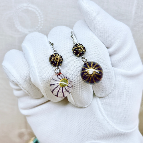 5074.(小)和玉 ちりめん玉 ピアス/イヤリング [[和風