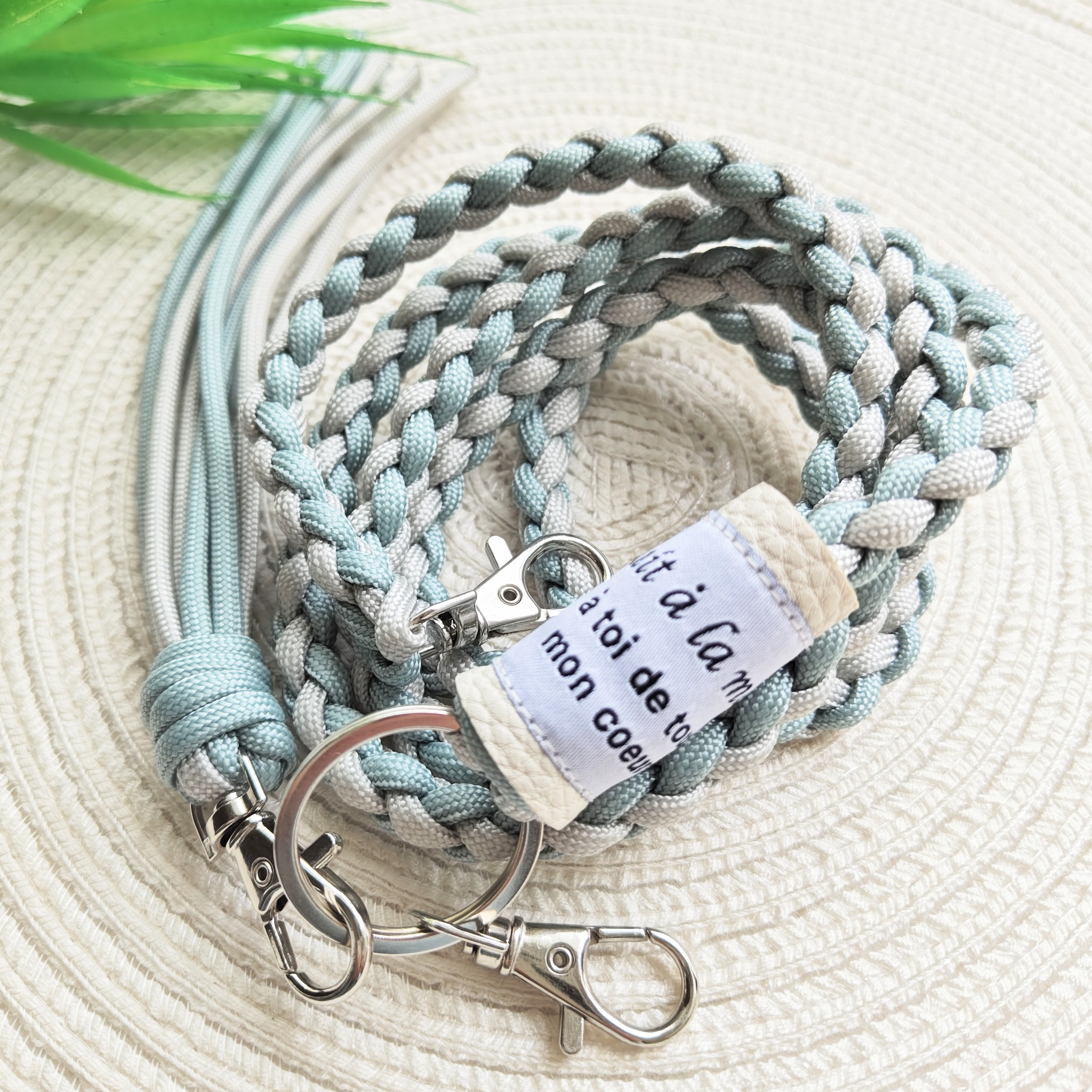 【ハンドメイド】パラコード・スマホ用ショルダーストラップ ハンドメイド ストラップ スマホ ショルダー パラコード 花x4