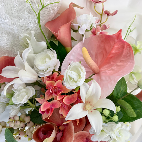 胡蝶蘭♡コーラルカラーの韓国風ウェディングブーケ＆ブートニア