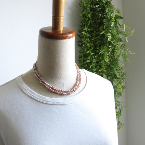 ピンク～パープル モーヴ系 淡水パールネックレス ロングネックレス