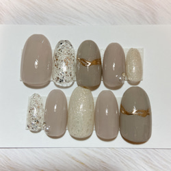ネイルチップ3点 white-dot_nail-tip-set
