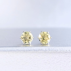 レモンクォーツ サージカルステンレス ピアス シルバー  金属アレルギー対応 つけっぱなしOK 1枚目の画像