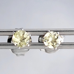 レモンクォーツ サージカルステンレス ピアス シルバー  金属アレルギー対応 つけっぱなしOK 4枚目の画像