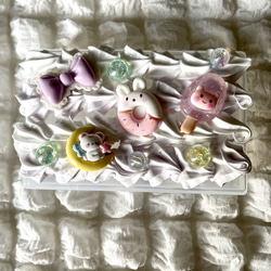 【ハンドメイド】ホイップデコ　羽子板　いちごうさぎ 92c45d19bb410a531972c9a7d0322b