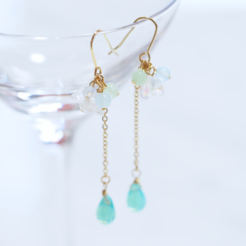 天然石 2色のミルキージェード キラキラフラワー チェコドロップ  