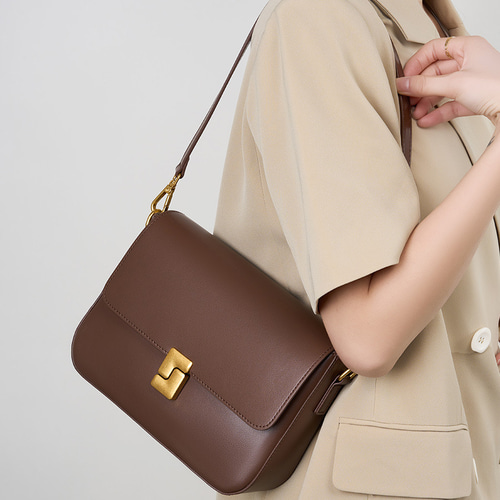 スーツに合わせる♥シンプルで素敵な女性用斜めがけバッグ♥ショルダー  