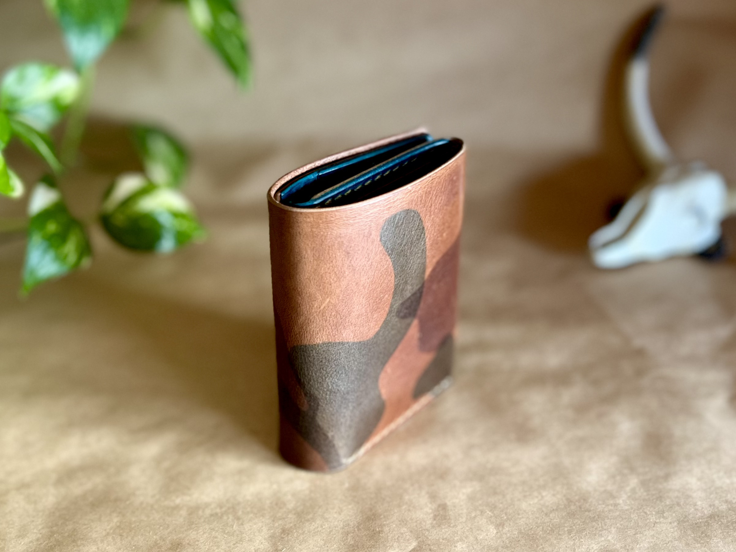 ストレートウォレット/カモフラージュ【イタリアンレザー】レディース／メンズ　送料無料 10,000円